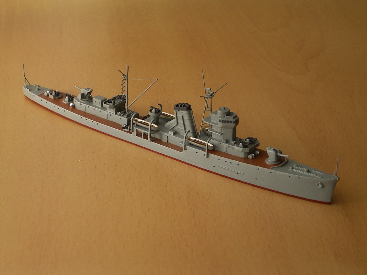 注目ブランド AKAMODEL 1/700 二等巡洋艦八十島（中華民国軽巡洋艦平海